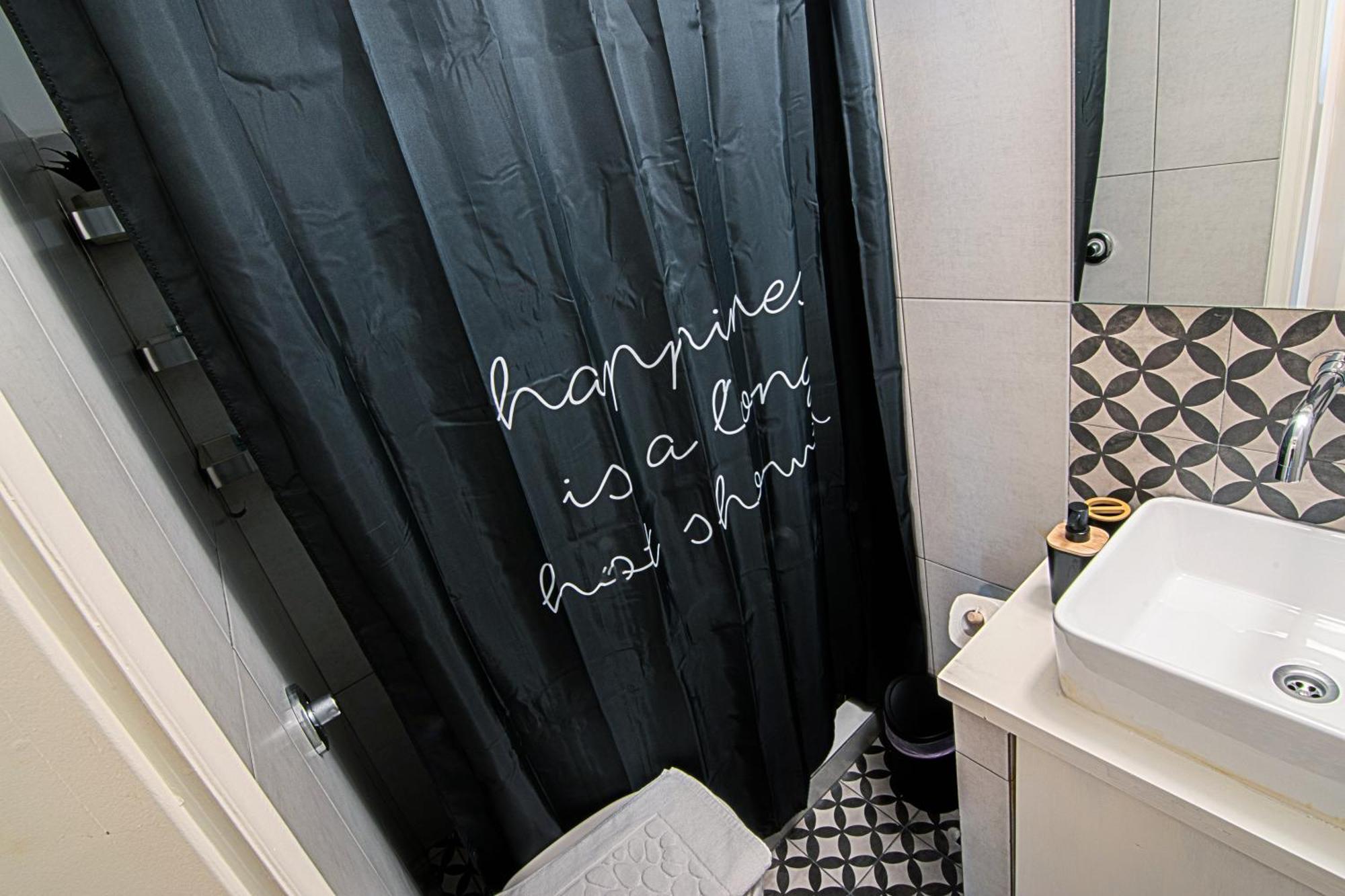 Exarcheia Urban Studio Apartment Athens Ngoại thất bức ảnh